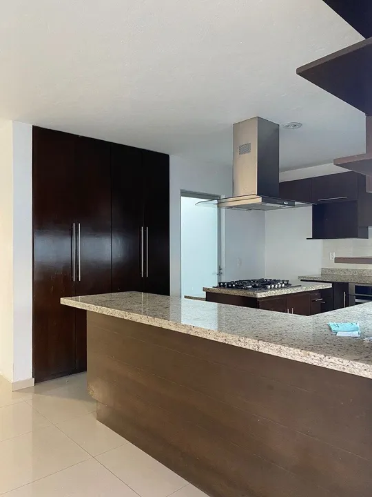 Foto 6 de Casa en Renta Santa Anita - Real del Bosque 23