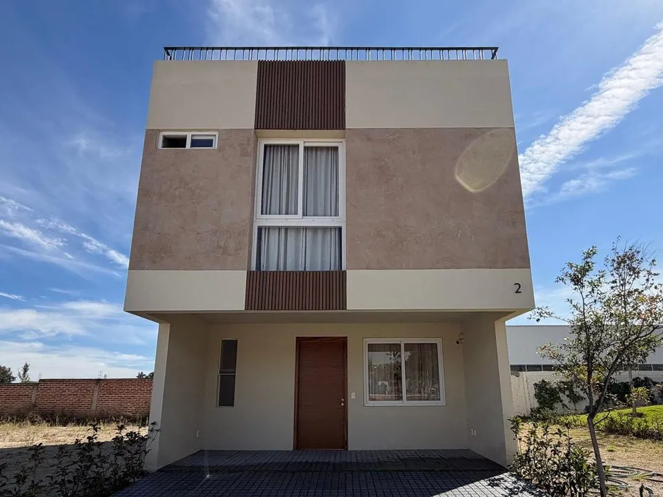 Foto 2 de ESTRENA!! Casas en Venta en Residencial Madeira, Modelo Oporto