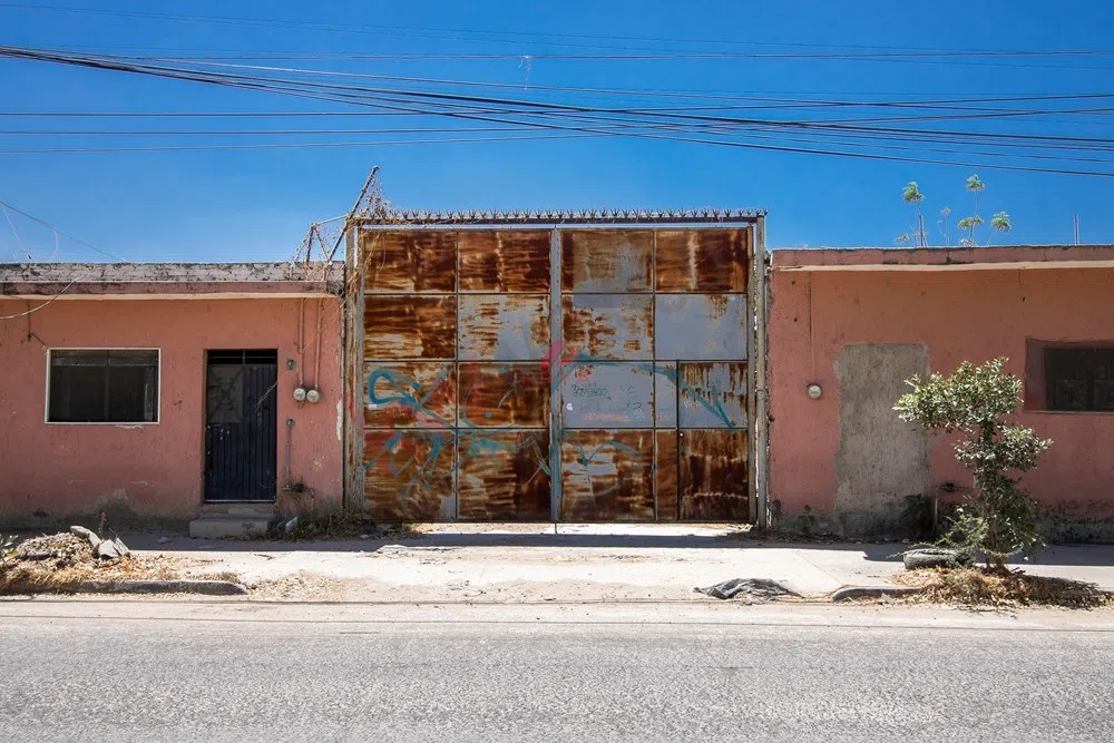 Foto 5 de Terreno en venta en Huentitán Guadalajara 4,030 m² para desarrollo vertical.