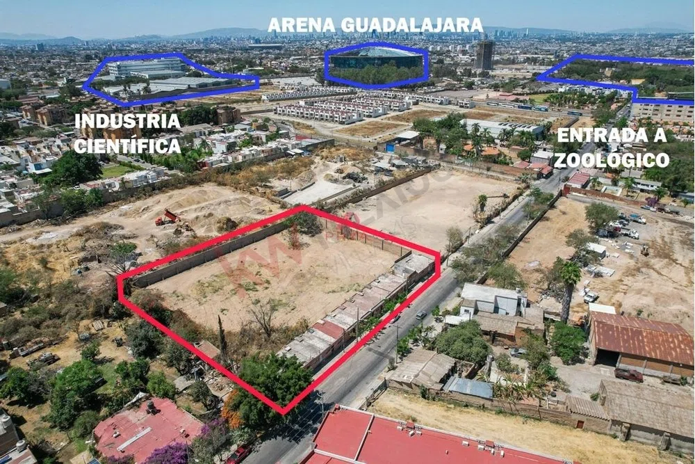 Foto 7 de Terreno en venta en Huentitán Guadalajara 4,030 m² para desarrollo vertical.