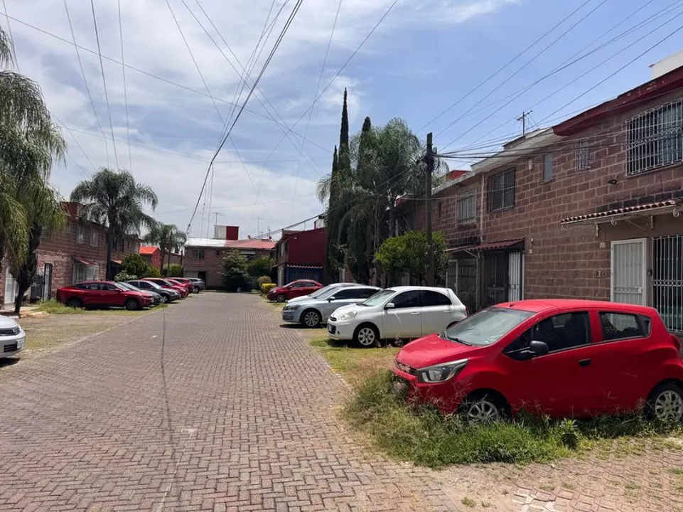 Foto 2 de Se Renta Cómoda Casa Amueblada en Tabachines, Zapopan