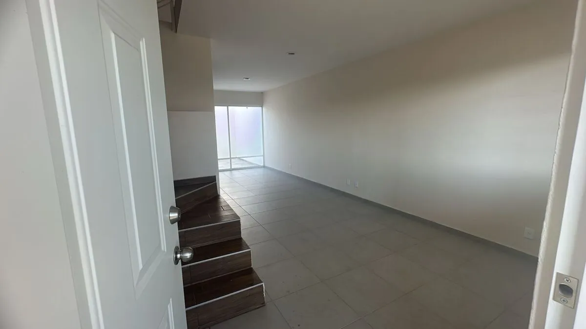 Foto 2 de CASA EN VENTA NUEVA EN COTO, EN TESISTAN ZAPOPAN, JALISCO MOD- MAGN