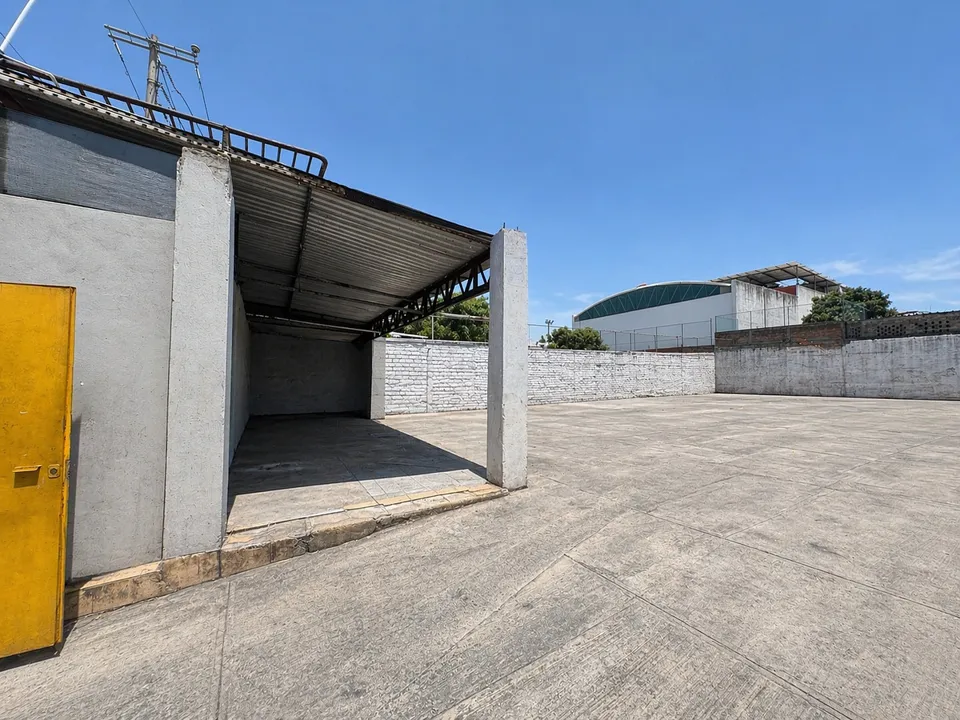 Foto 5 de TERRENO COMERCIAL Y/O BODEGA