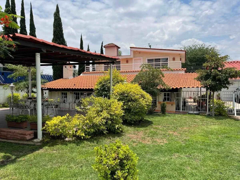 CASA EN VENTA EN SANTA ANA TEPETITLÁN, ZAPOPAN, JALISCO