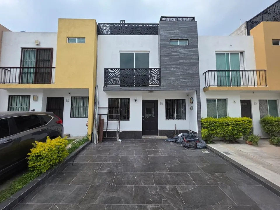 Casa Nueva en Venta en Col. Loma Bonita, Guadalajara