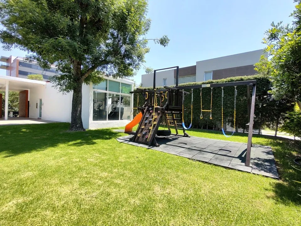 Foto 4 de Casa en VENTA - Coto Solé - frente a TEC de Monterrey