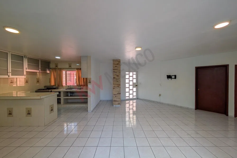 Foto 8 de Casa en Venta Jardines de Santa Isabel, Guadalajara | Una Planta