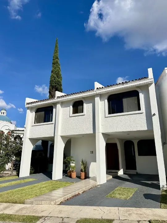 Foto 2 de Casa en venta en Avenida Naciones Unidas, Parque de la Castellana, Zapopan