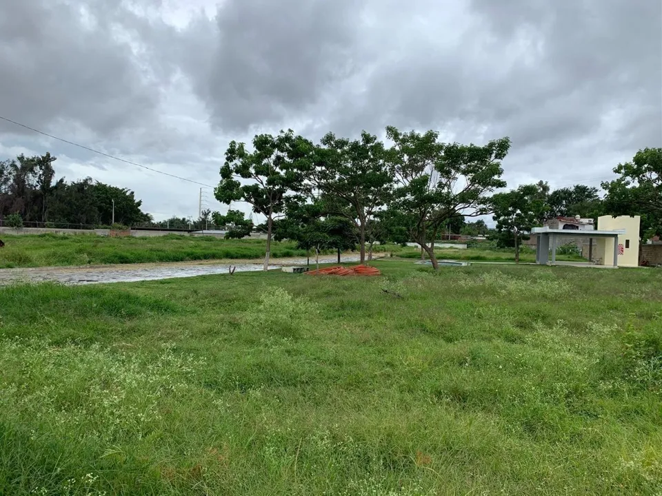 Foto 3 de TERRENO EN VENTA CERCA DE CUCEA