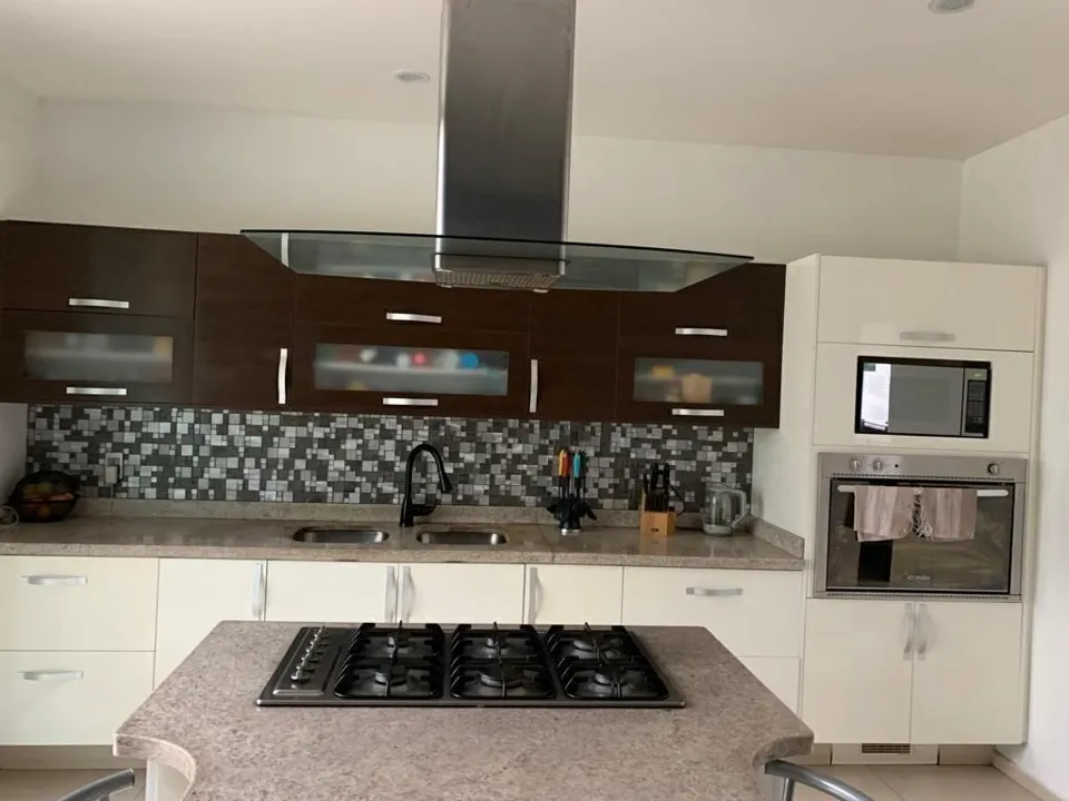 Foto 5 de SE VENDE/RENTA CASA MODERNA EN EL CIELO.