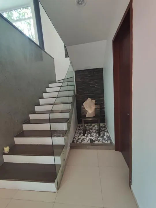 Foto 8 de SE VENDE/RENTA CASA MODERNA EN EL CIELO.