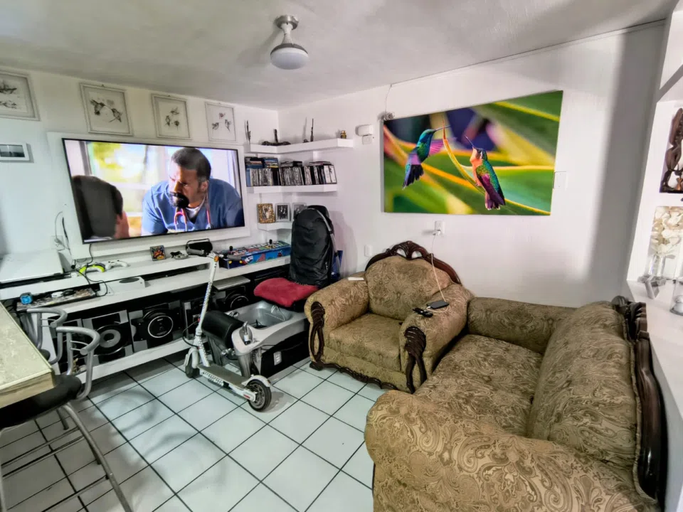 Foto 5 de CASA EN VENTA A MEDIA CUADRA DE LA CALZADA