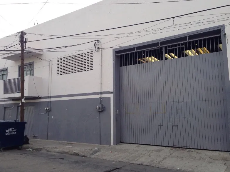 Bodega Comercial en venta en Calle Cerro Azul, Postes Cuates, Guadalajara