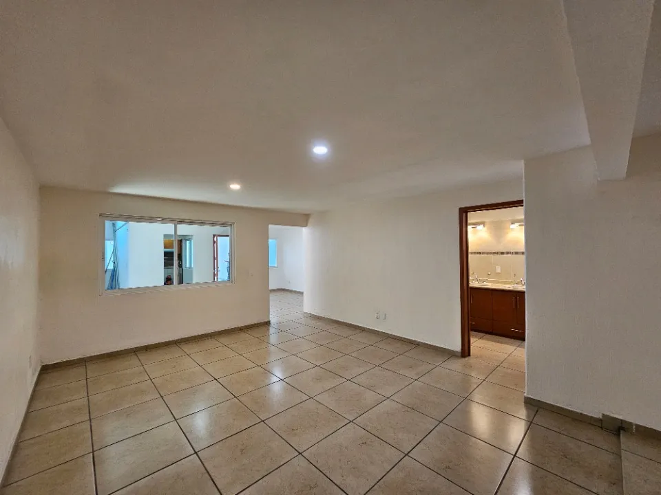 Foto 7 de Casa en venta en Calle Salvador López Chávez, Gonzalez Gallo, Guadalajara