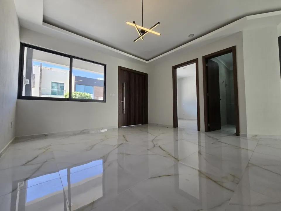 Foto 4 de Casa en Venta en Valle Imperial, coto Imperio Maya