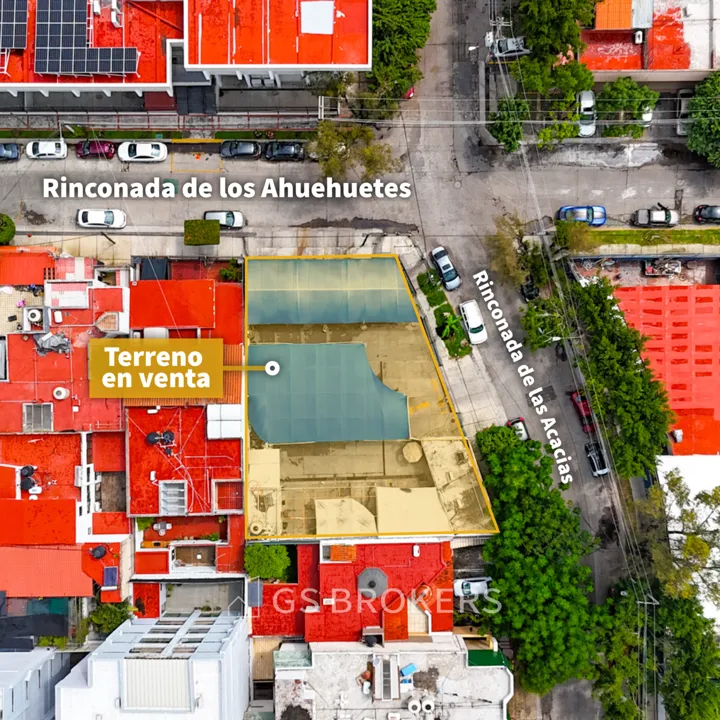 Foto 3 de Terreno comercial con potencial para autolavado o desarrollo habitacional