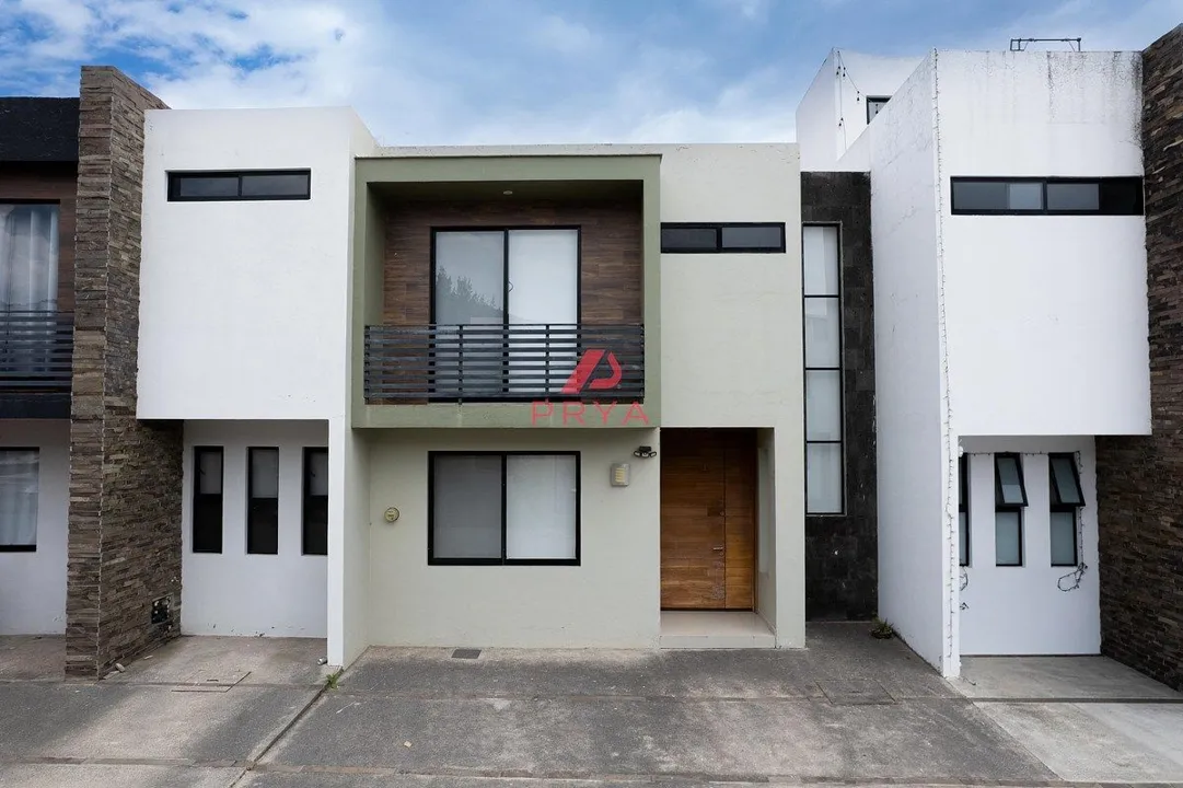 Casa en Venta Bosques de Santa Anita Tlajomulco Fraccionamiento Naturezza