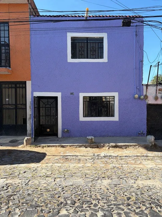 CASA EN RENTA DE TRES HABITACIONES CERCA DEL CENTRO DE TONALA