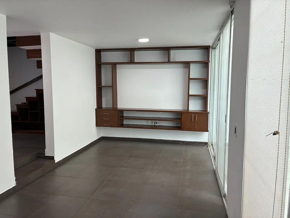 Foto 6 de LA CASA QUE ESPERABAS PARA RENTAR EN EL COTO CHAPALITA LAS FUENTES