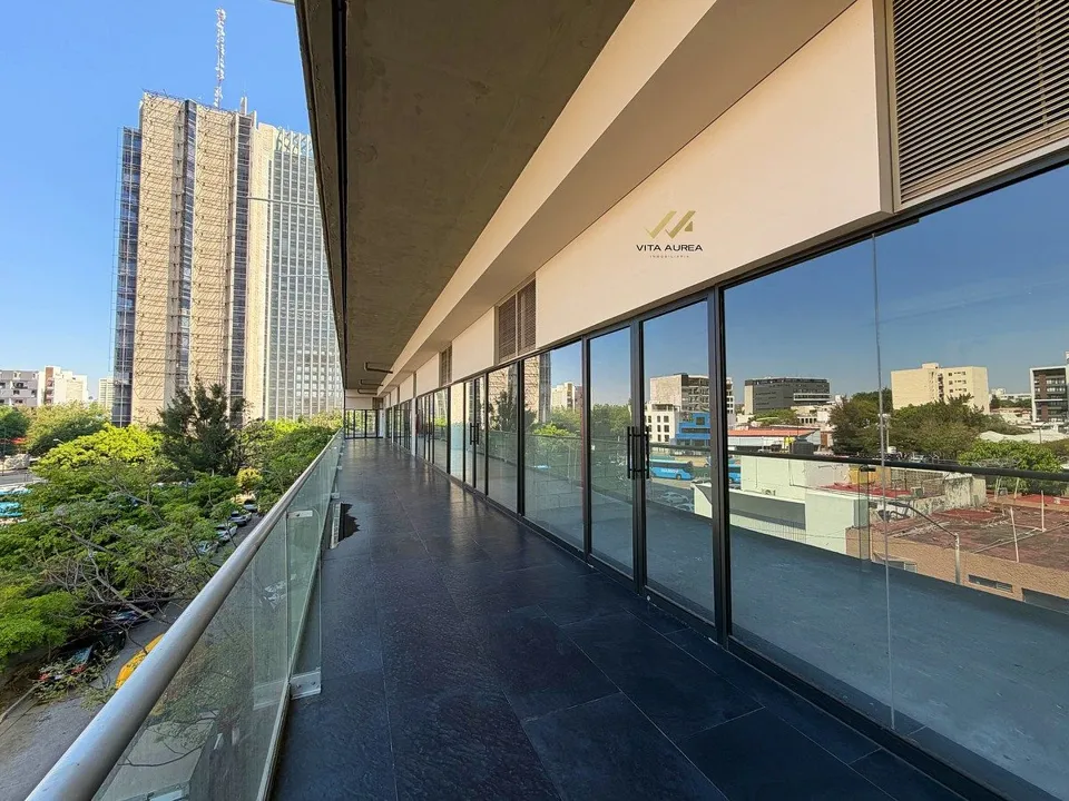 Foto 2 de Local Comercial en Venta o Renta en CitiTower – 86 m²