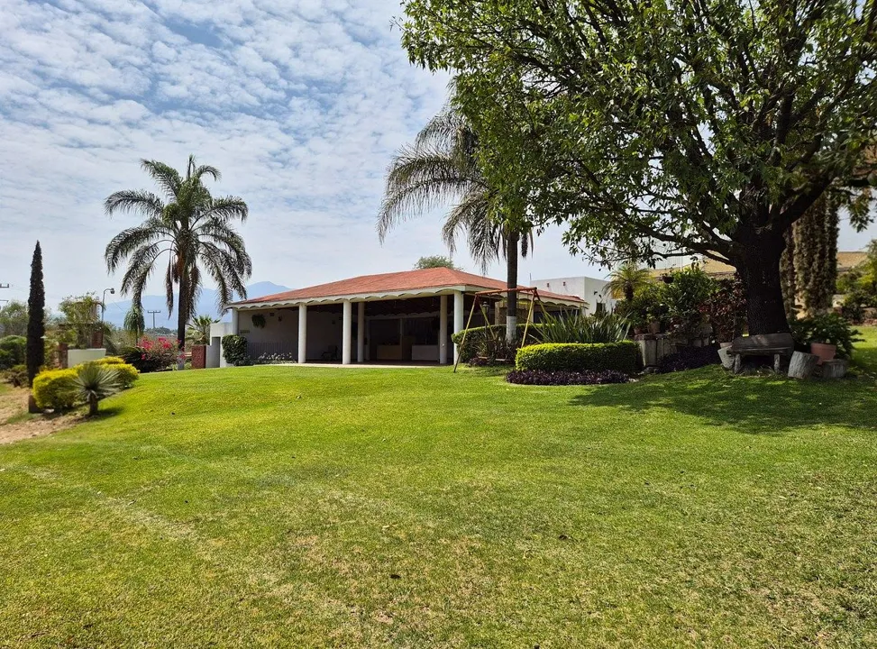 Terreno en venta con terraza para eventos en Buenavista Jalisco 🌴