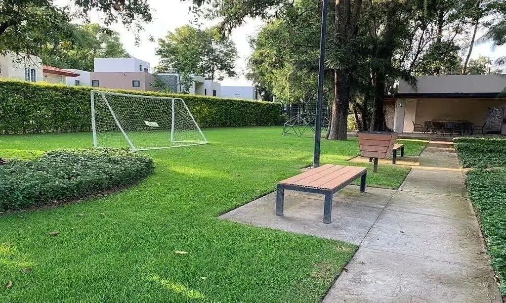 Foto 9 de TERRENO EN VENTA, EN ESQUINA BOSQUE DEL ROMERAL $11'950,000 pesos