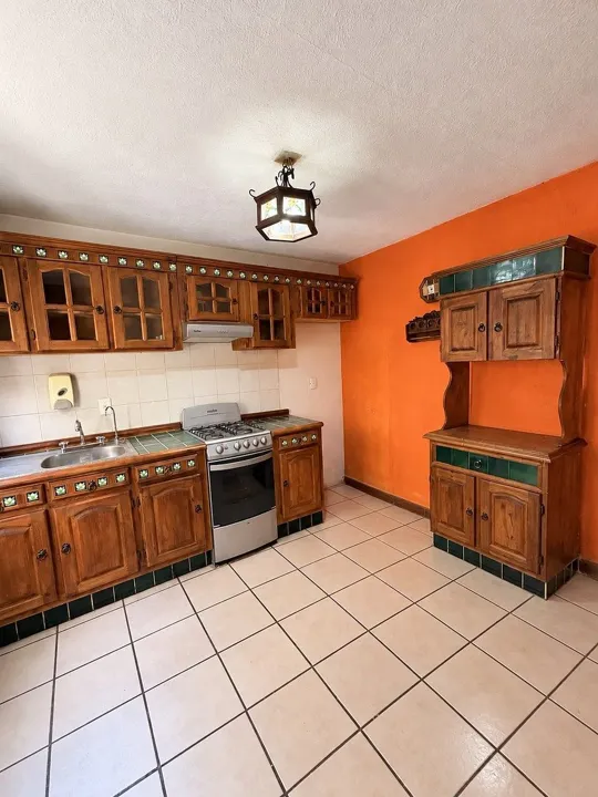 Foto 3 de Casa en renta en Lomas de San Gonzalo, Zapopan