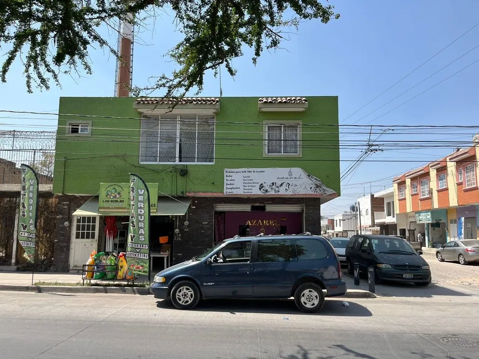 Foto 2 de Edificio comercial en venta, Los Camichines, Tonalá | CEV-2287