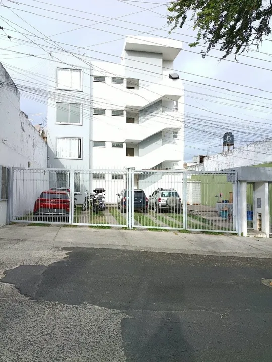 Departamento de 3 recámaras en Lomas del Paraíso, cerca de Independencia y Perif