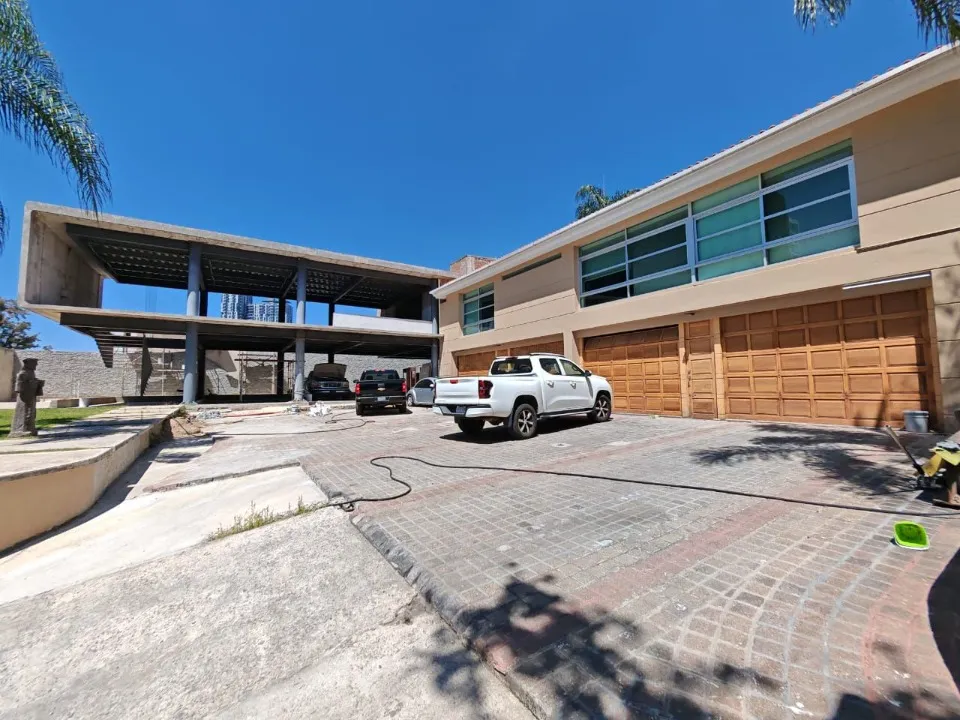Foto 2 de Casa en venta en SAN GONZALO , COLOMOS PATRIA , ZAPOPAN