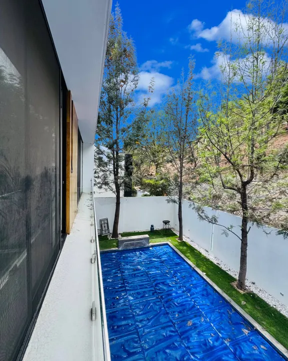 Foto 6 de INCREIBLE CASA "Lago Nogal" al sur de la ciudad! FRENTE A PLAZA PUNTO SUR
