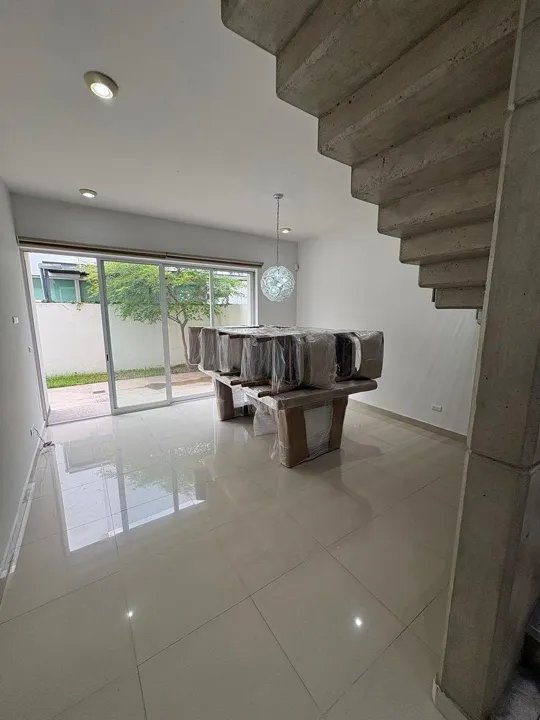 Foto 3 de CASA EN RENTA AMUEBLADA | SOLARES COTO1 | ZAPOPAN