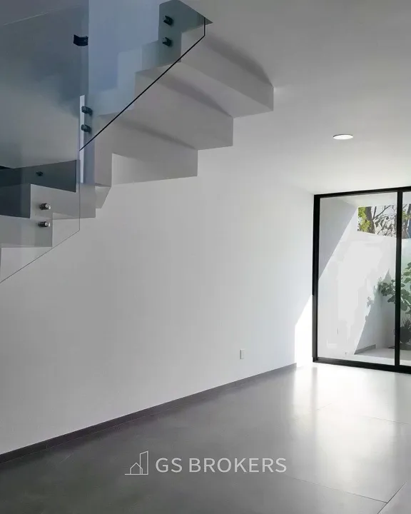 Foto 8 de CASA EN VENTA EN COTO ALMENA, CASA FUERTE RESIDENCIAL