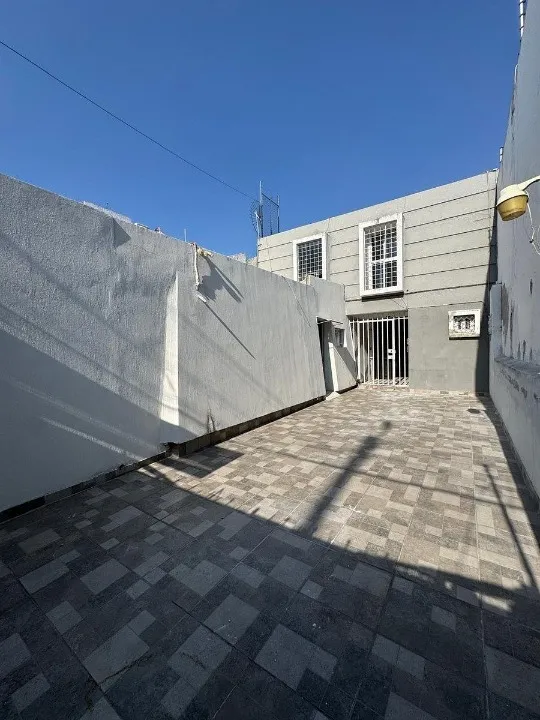 Foto 2 de Casa con Uso de Suelo Comercial o Mixto en venta en Avenida Nicolás Copérnico, Arboledas, Zapopan