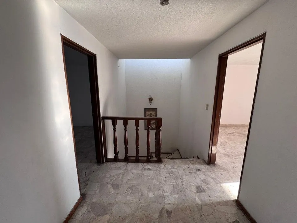 Foto 8 de Casa con Uso de Suelo Comercial o Mixto en venta en Avenida Nicolás Copérnico, Arboledas, Zapopan