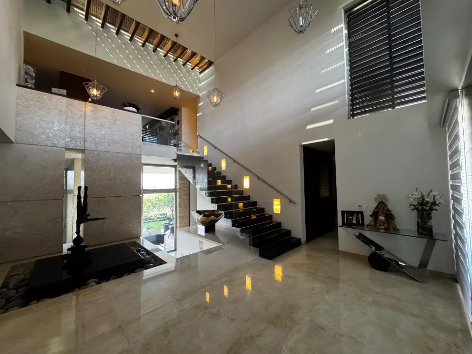 Foto 3 de Casa en venta en Paseo de los Virreyes, Las Cumbres Residencial, Zapopan