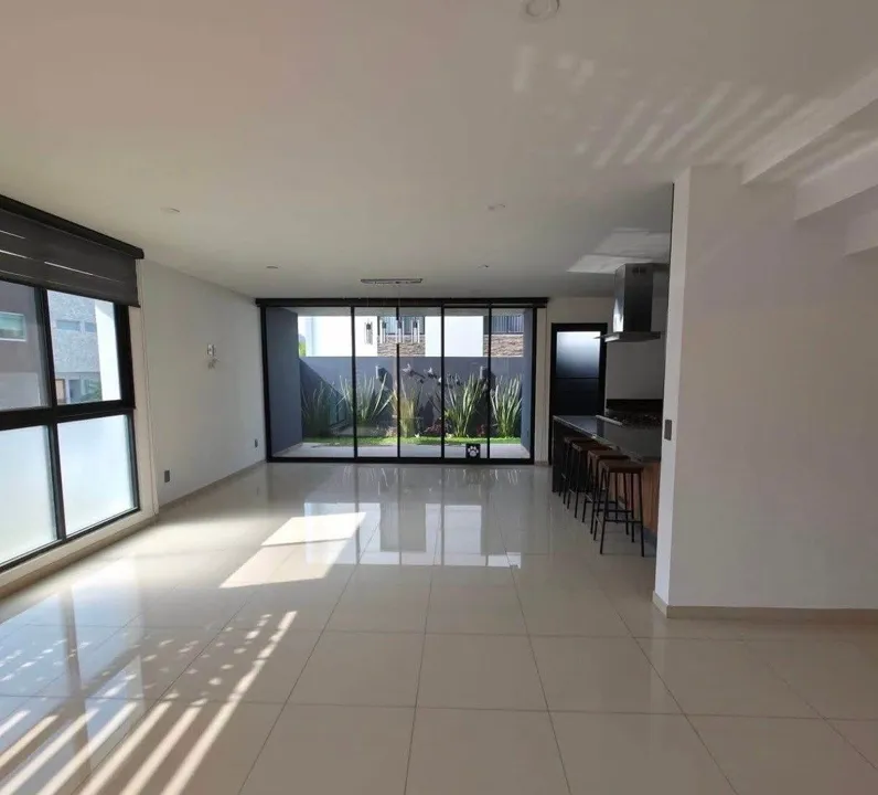 Foto 3 de CASA EN VENTA EN CASA FUERTE RESIDENCIAL TLAJOMULCO DE ZUÑIGA, JAL.