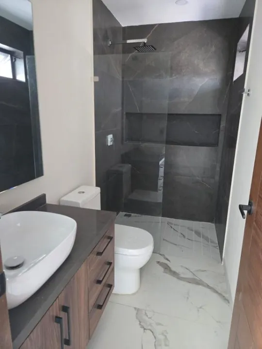 Foto 8 de Casa en venta en Avenida Paseo del Anochecer, Solares, Zapopan