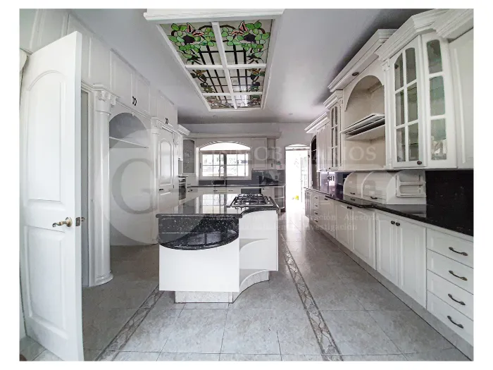 Foto 7 de Casa en venta en Avenida Acueducto, Puerta de Hierro, Zapopan