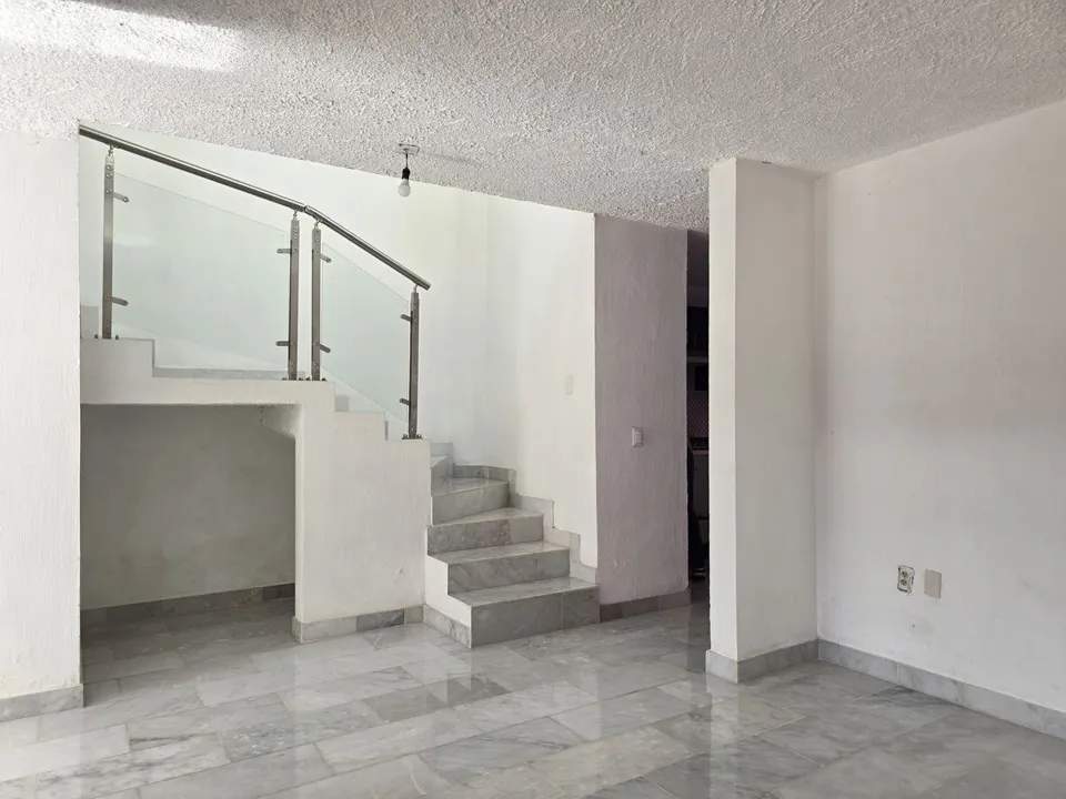 Foto 5 de CASA EN VENTA EN SANTA CRUZ DE LAS FLORES, TLAJOMULCO