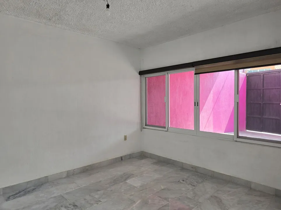 Foto 6 de CASA EN VENTA EN SANTA CRUZ DE LAS FLORES, TLAJOMULCO