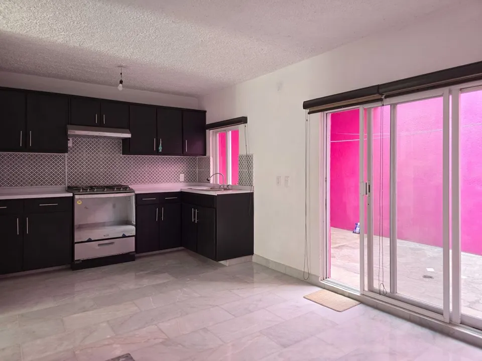 Foto 8 de CASA EN VENTA EN SANTA CRUZ DE LAS FLORES, TLAJOMULCO