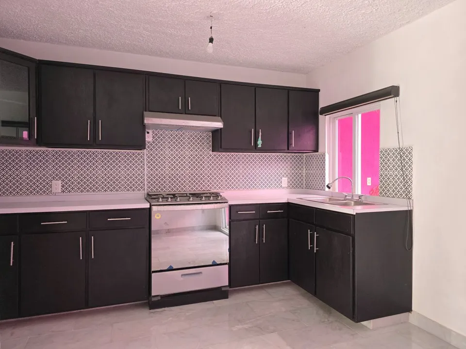 Foto 9 de CASA EN VENTA EN SANTA CRUZ DE LAS FLORES, TLAJOMULCO