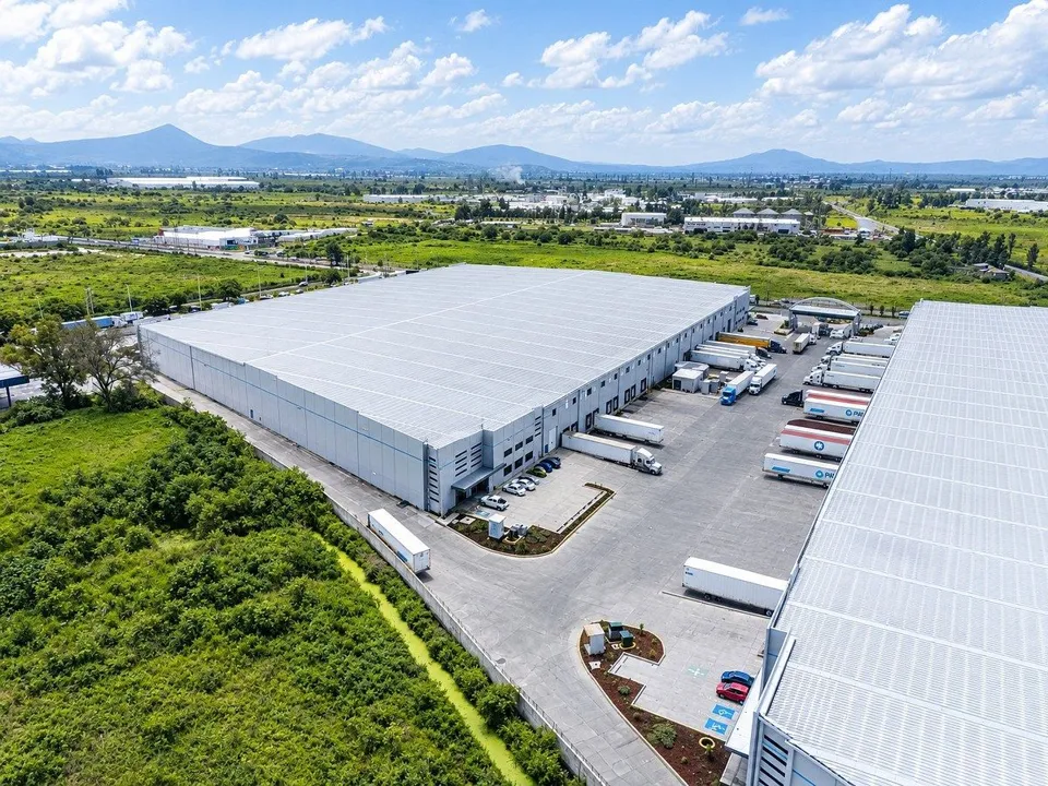 NAVE INDUSTRIAL EN RENTA | 13,974 m² | CARRETERA A EL SALTO