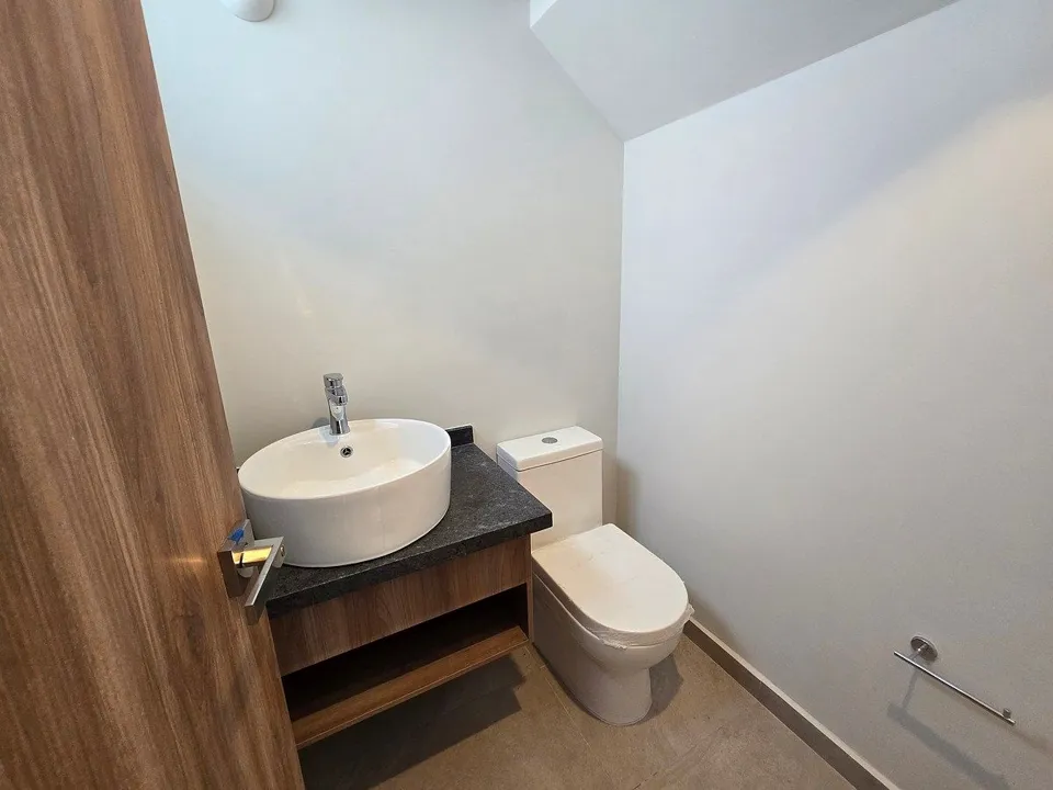 Foto 3 de Casa en venta de 3 recámaras Zona Imperial, Zapopan