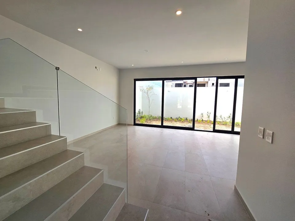Foto 5 de Casa en venta de 3 recámaras Zona Imperial, Zapopan