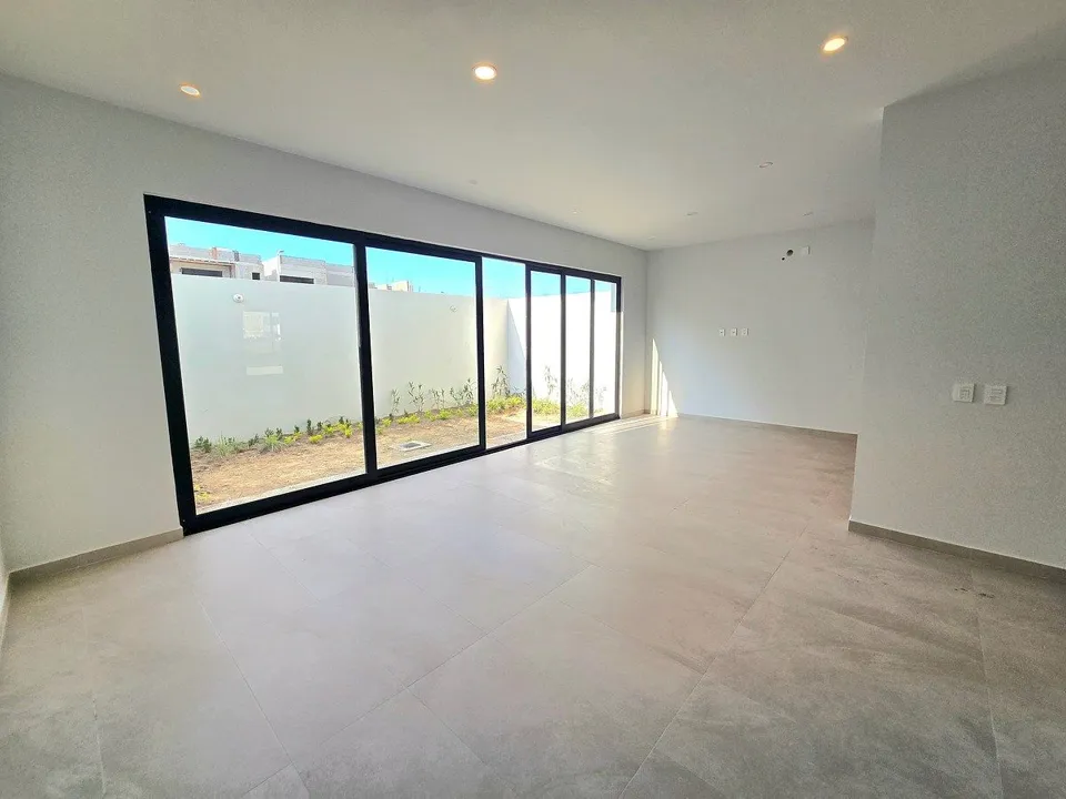 Foto 6 de Casa en venta de 3 recámaras Zona Imperial, Zapopan