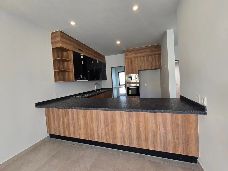 Foto 9 de Casa en venta de 3 recámaras Zona Imperial, Zapopan
