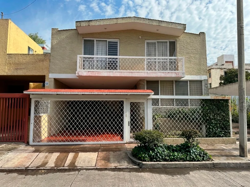 Casa en venta en Tierra De Fuego, Providencia, Guadalajara