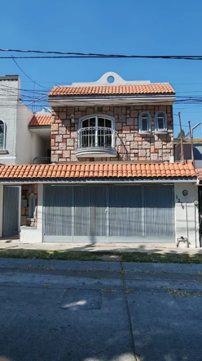 Casa en venta en Alfredo Torres, Paseos del Sol, Zapopan